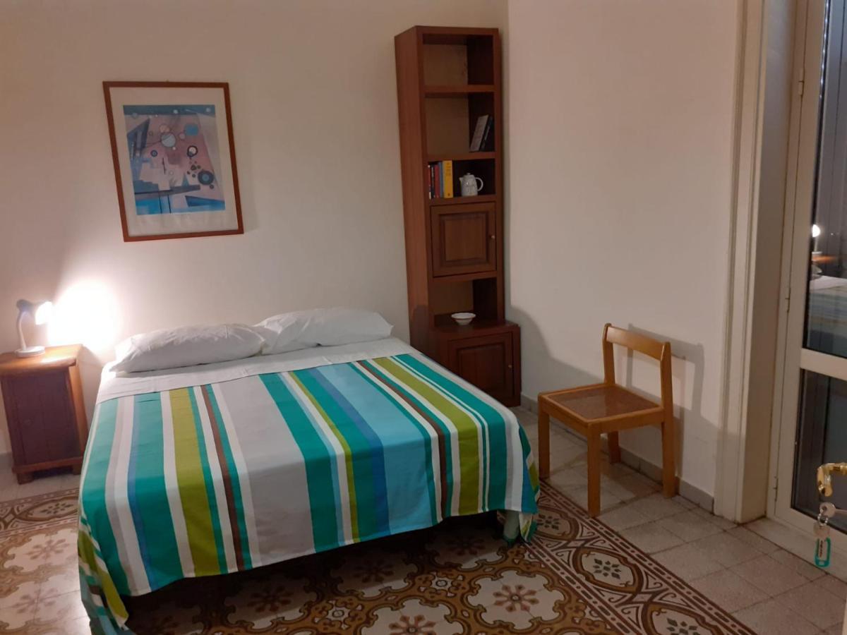 Casa Nonno Enrico In Via Oreto Palermo Buitenkant foto